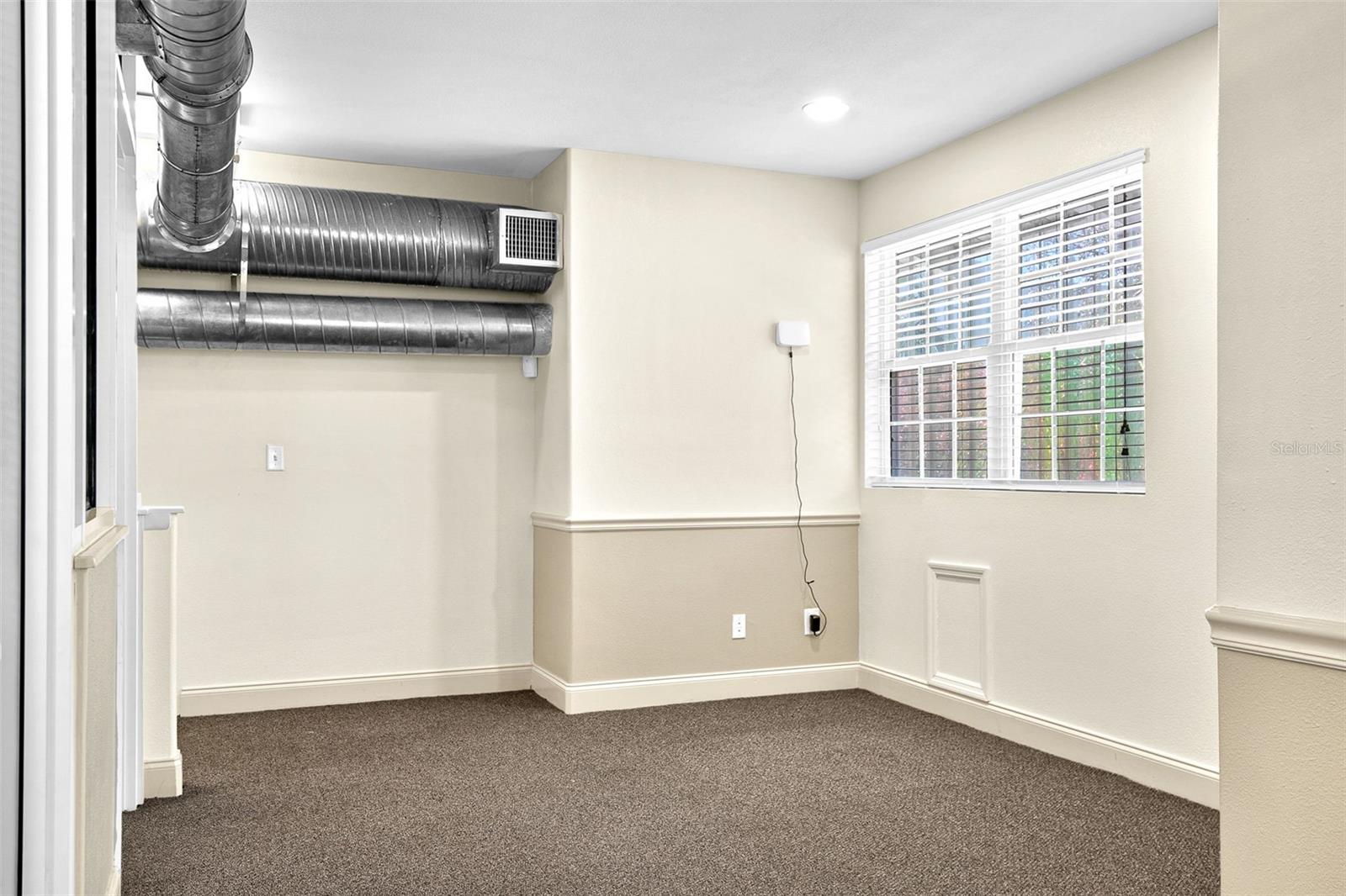 Image 64 of 69 For 525 8th Street W