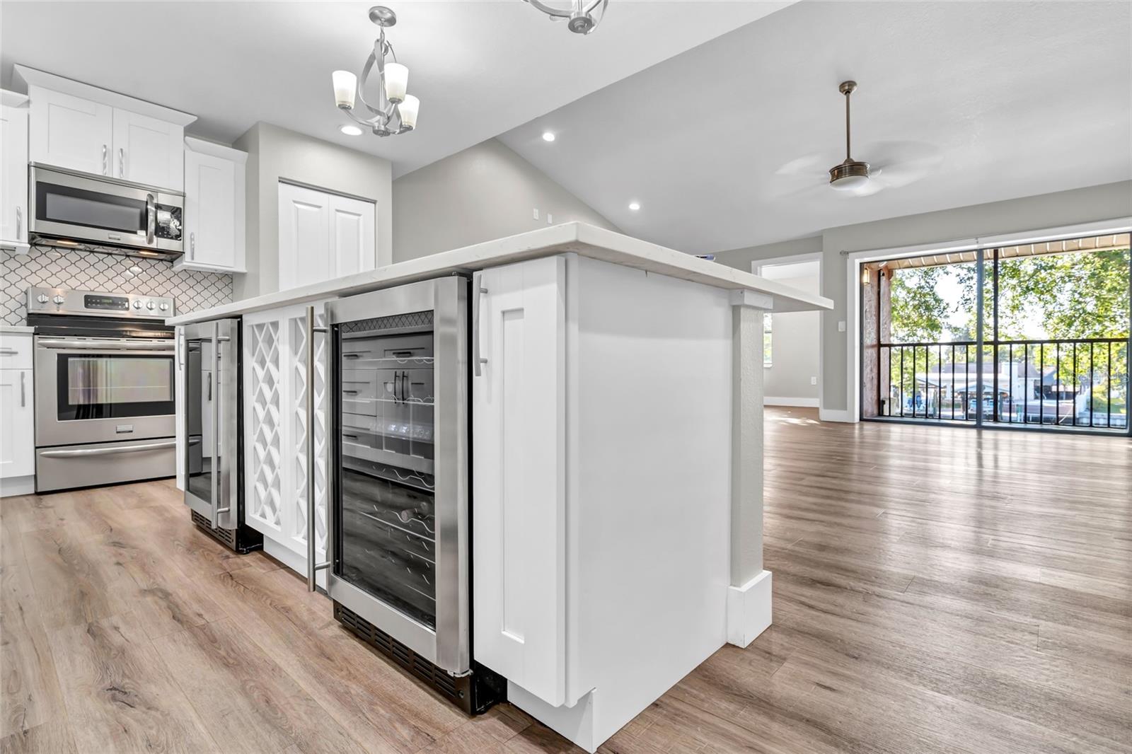 Image 11 of 39 For 5684 Baywater Drive