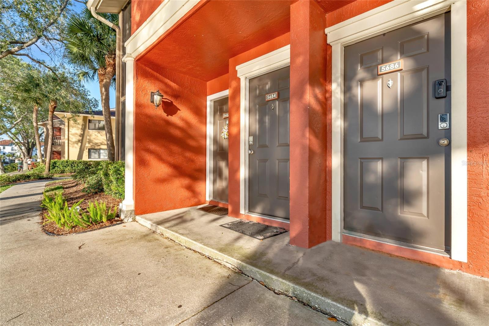 Image 4 of 39 For 5684 Baywater Drive