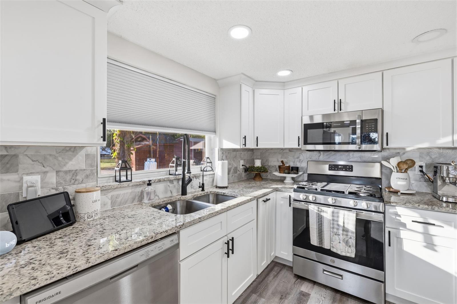 Image 15 of 59 For 14702 Bluestone Lane