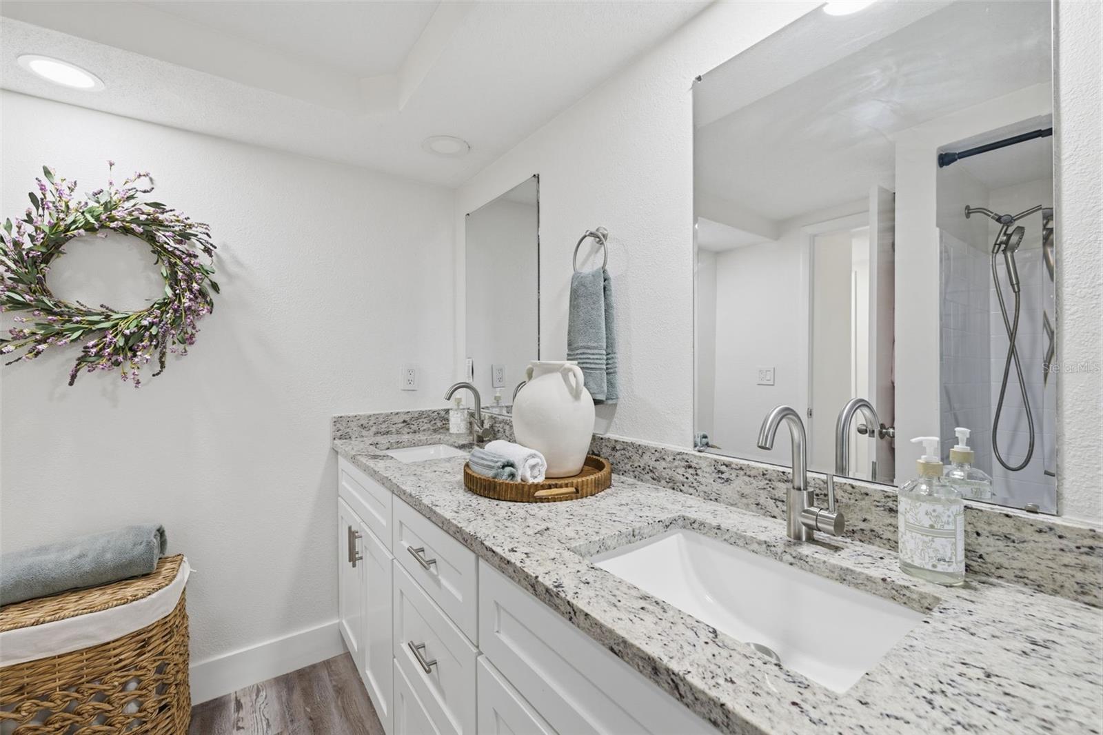 Image 26 of 59 For 14702 Bluestone Lane