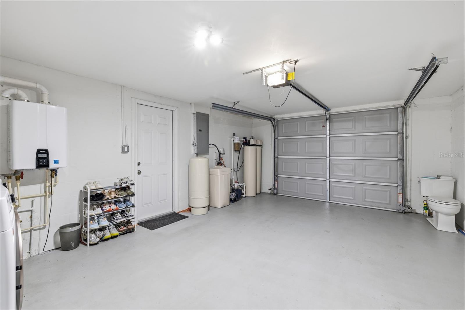 Image 31 of 59 For 14702 Bluestone Lane