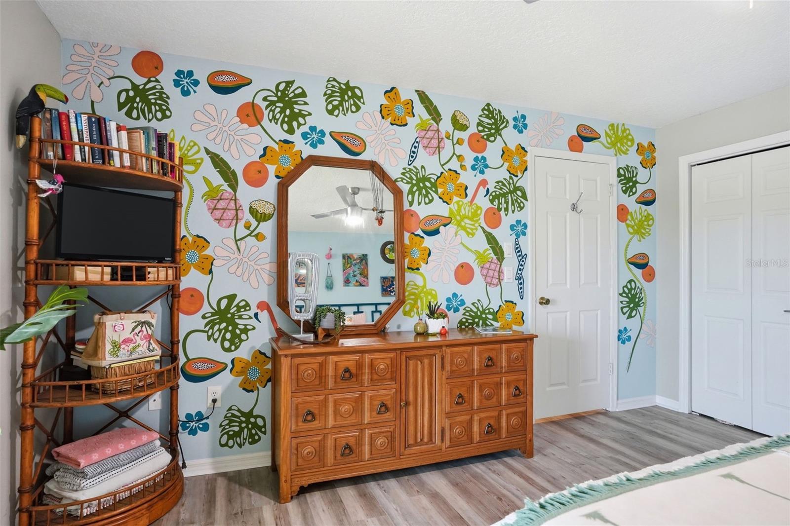 Image 36 of 74 For 9143 Lingrove Road