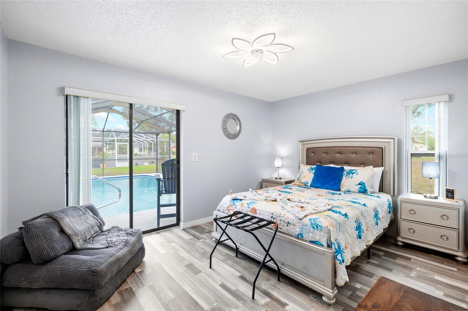Image 17 of 32 For 11263 Murraysville Drive