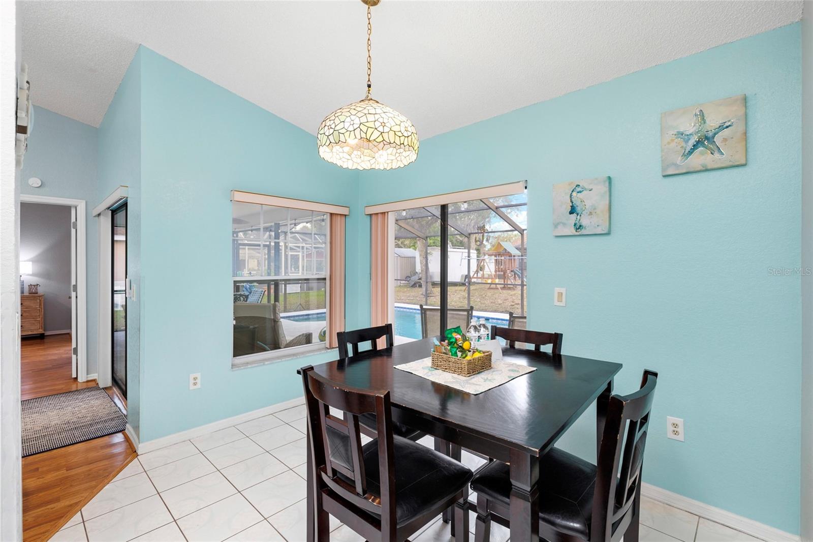 Image 8 of 32 For 11263 Murraysville Drive