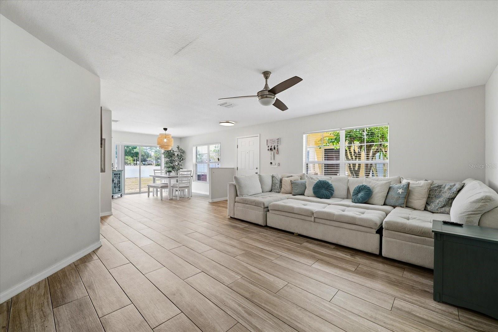 Image 17 of 46 For 5442 Limestone Lane 3308