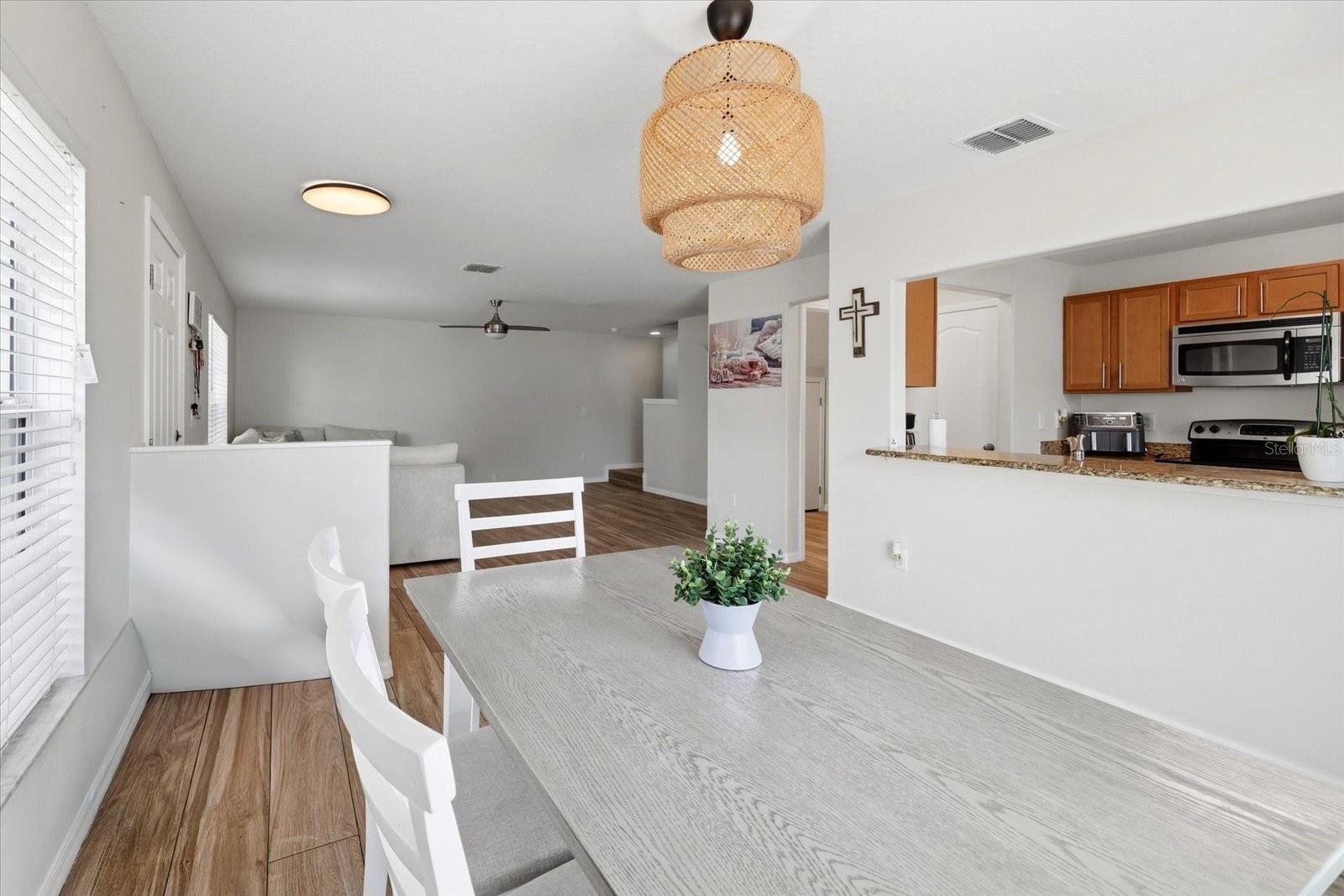 Image 18 of 46 For 5442 Limestone Lane 3308