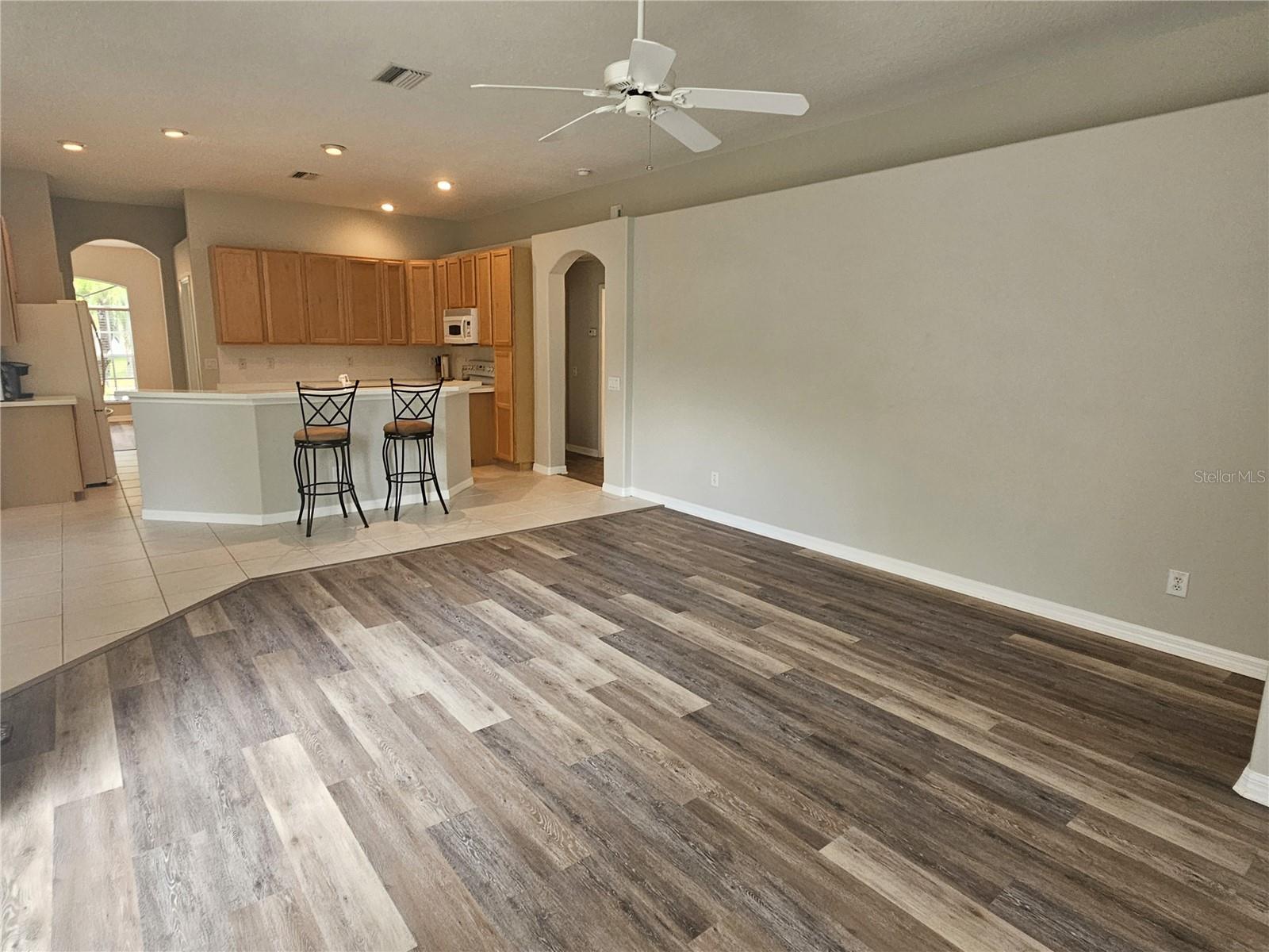 Image 11 of 32 For 21144 Tyrell Way