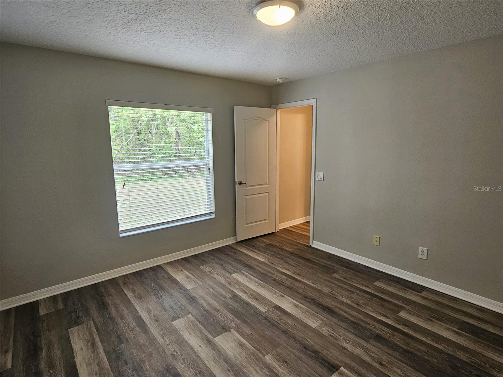 Image 16 of 32 For 21144 Tyrell Way