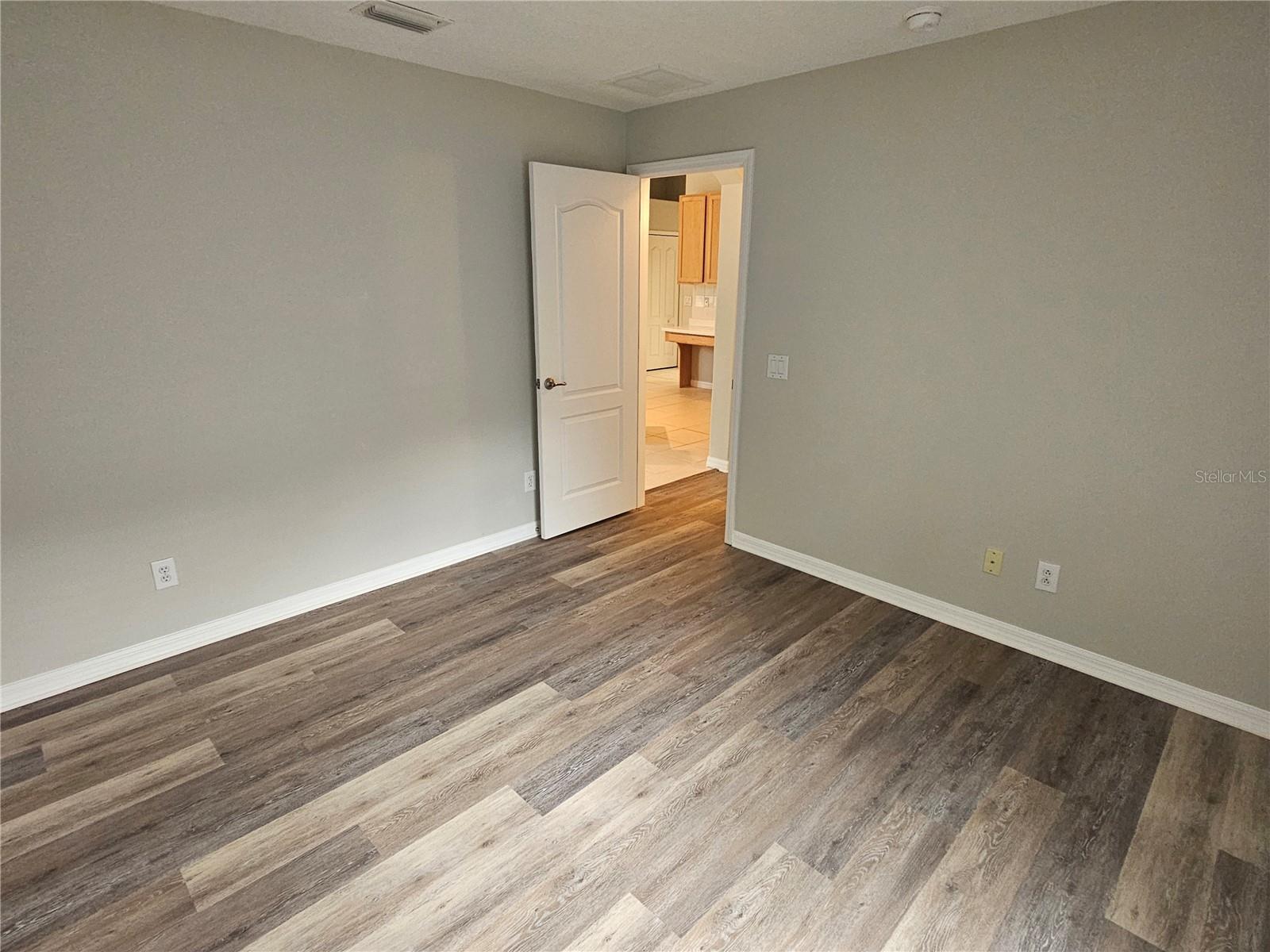 Image 18 of 32 For 21144 Tyrell Way