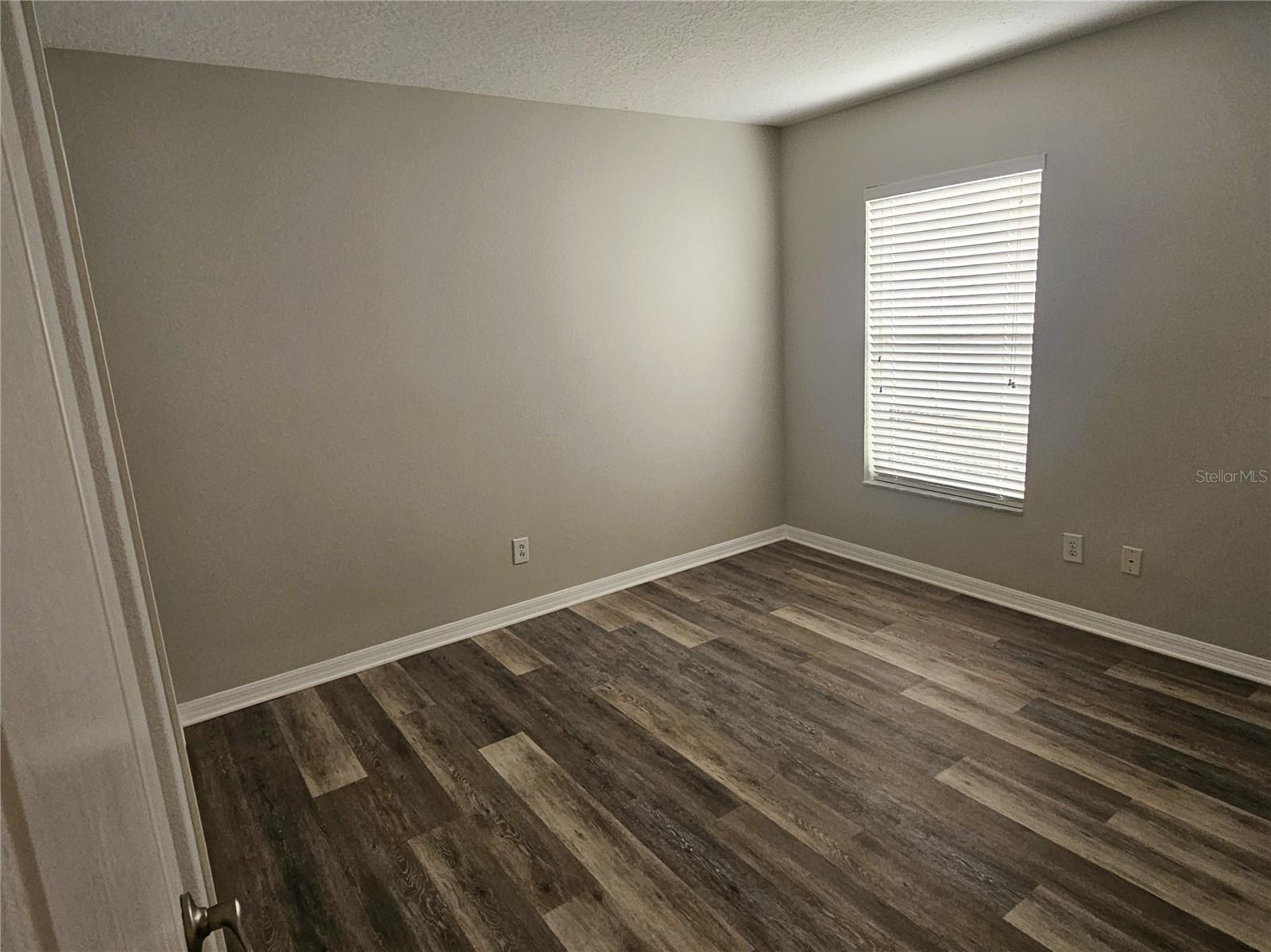 Image 22 of 32 For 21144 Tyrell Way