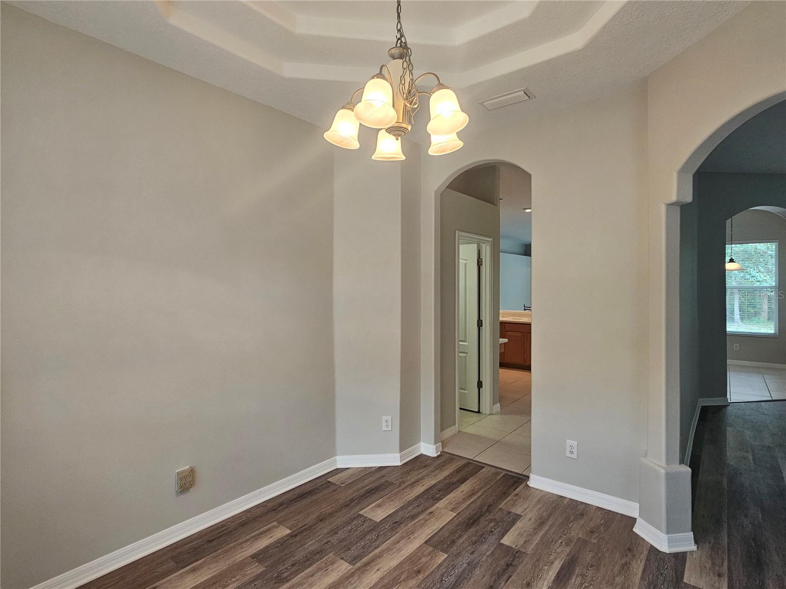 Image 7 of 32 For 21144 Tyrell Way