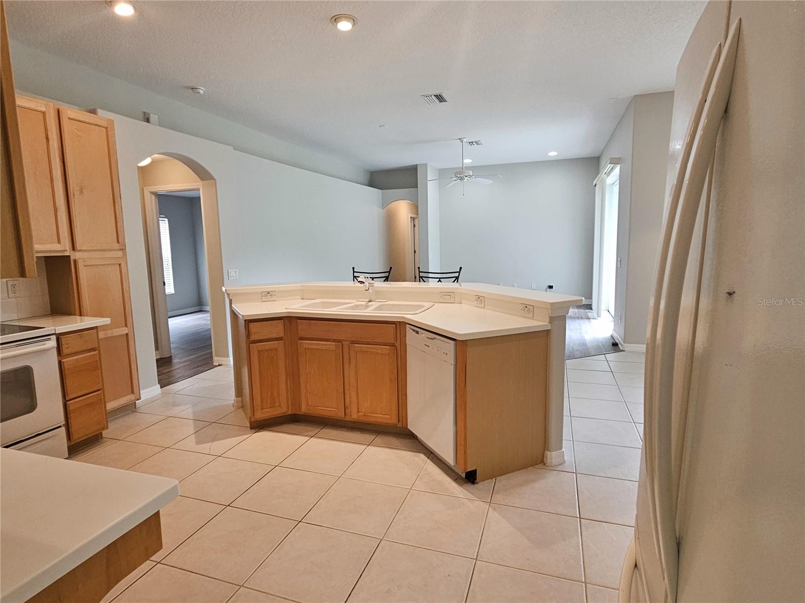 Image 9 of 32 For 21144 Tyrell Way