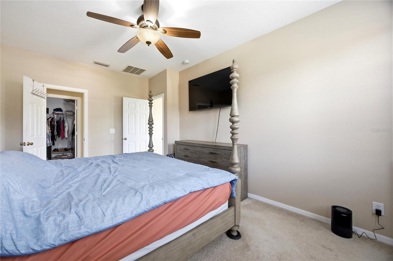 Image 21 of 37 For 1033 Blackwater Drive