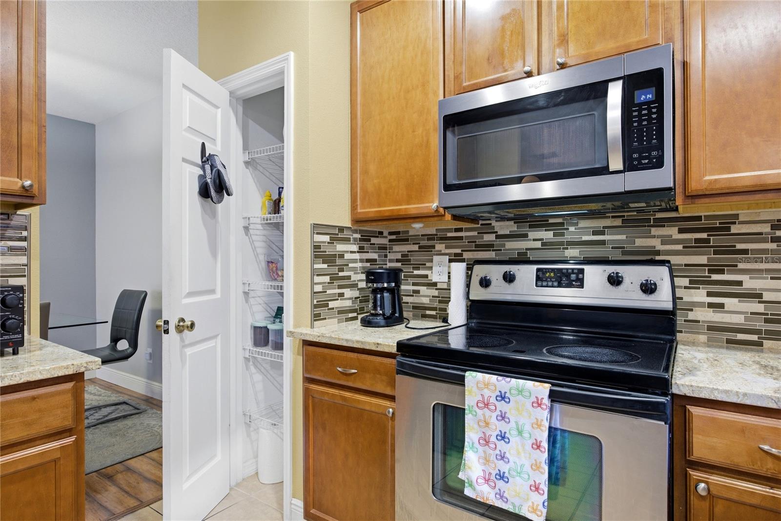 Image 8 of 37 For 1033 Blackwater Drive
