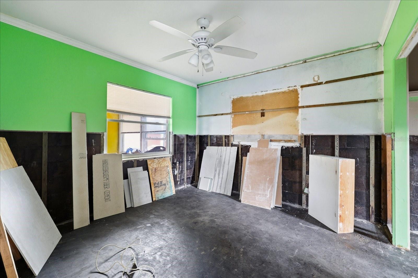 Image 11 of 30 For 451 Virginia Avenue