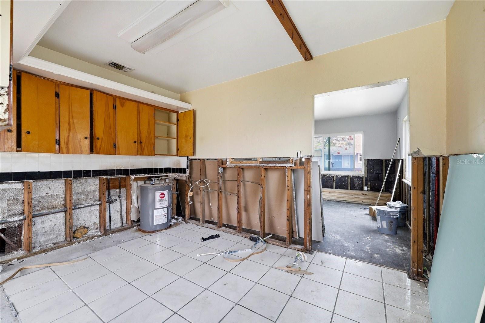 Image 9 of 30 For 451 Virginia Avenue