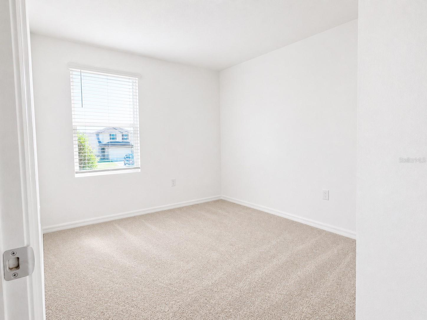 Image 18 of 23 For 2450 Paravane Way