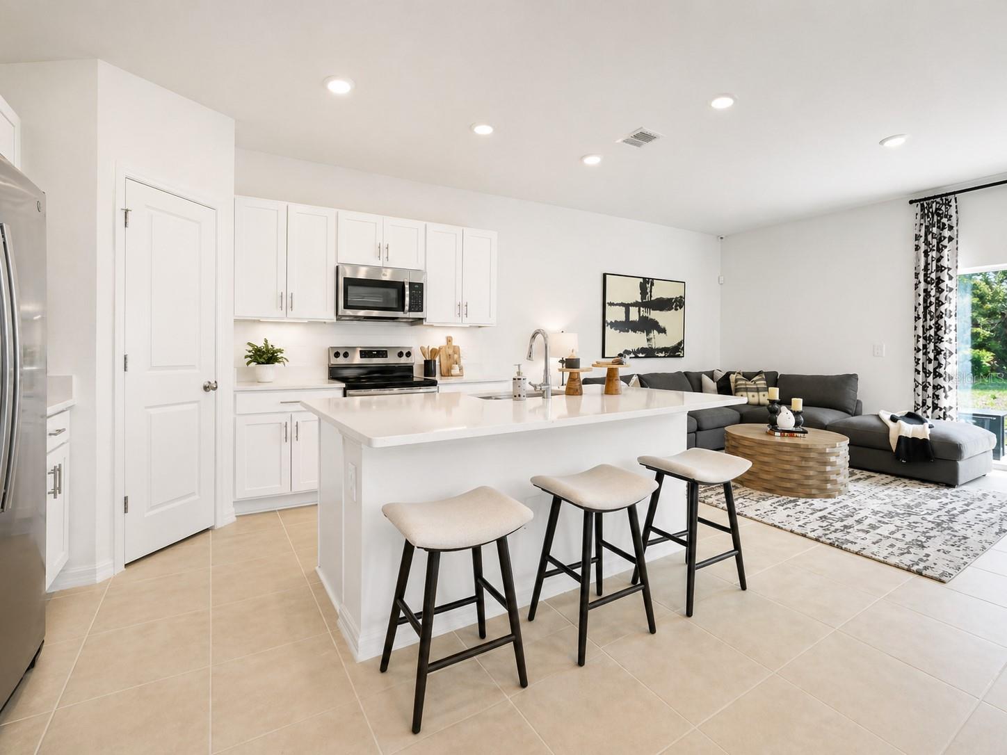 Image 5 of 23 For 2450 Paravane Way