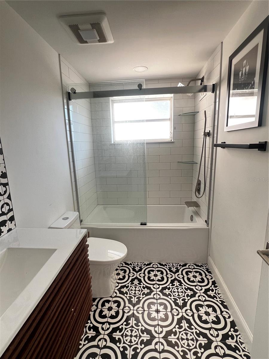 Image 7 of 18 For 5645 Marble Drive