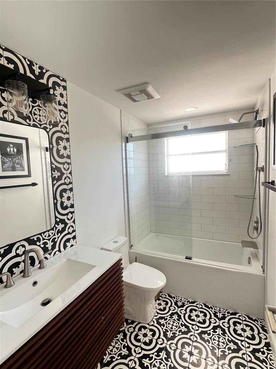 Image 8 of 18 For 5645 Marble Drive