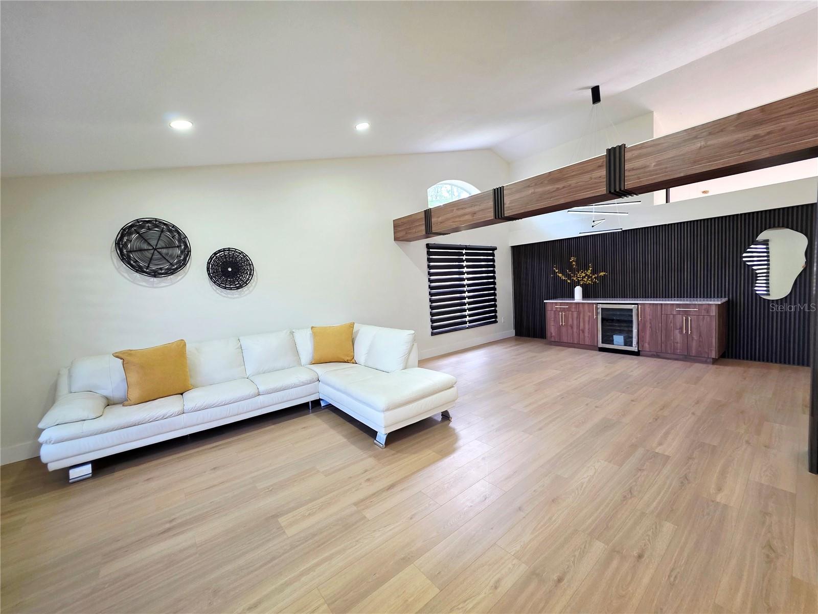 Image 14 of 81 For 2796 Challenger Drive