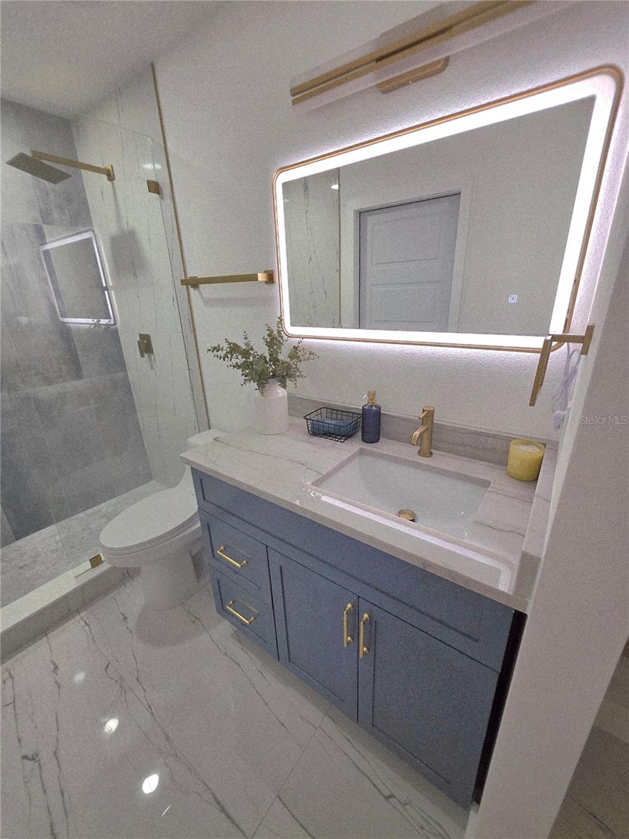 Image 41 of 81 For 2796 Challenger Drive