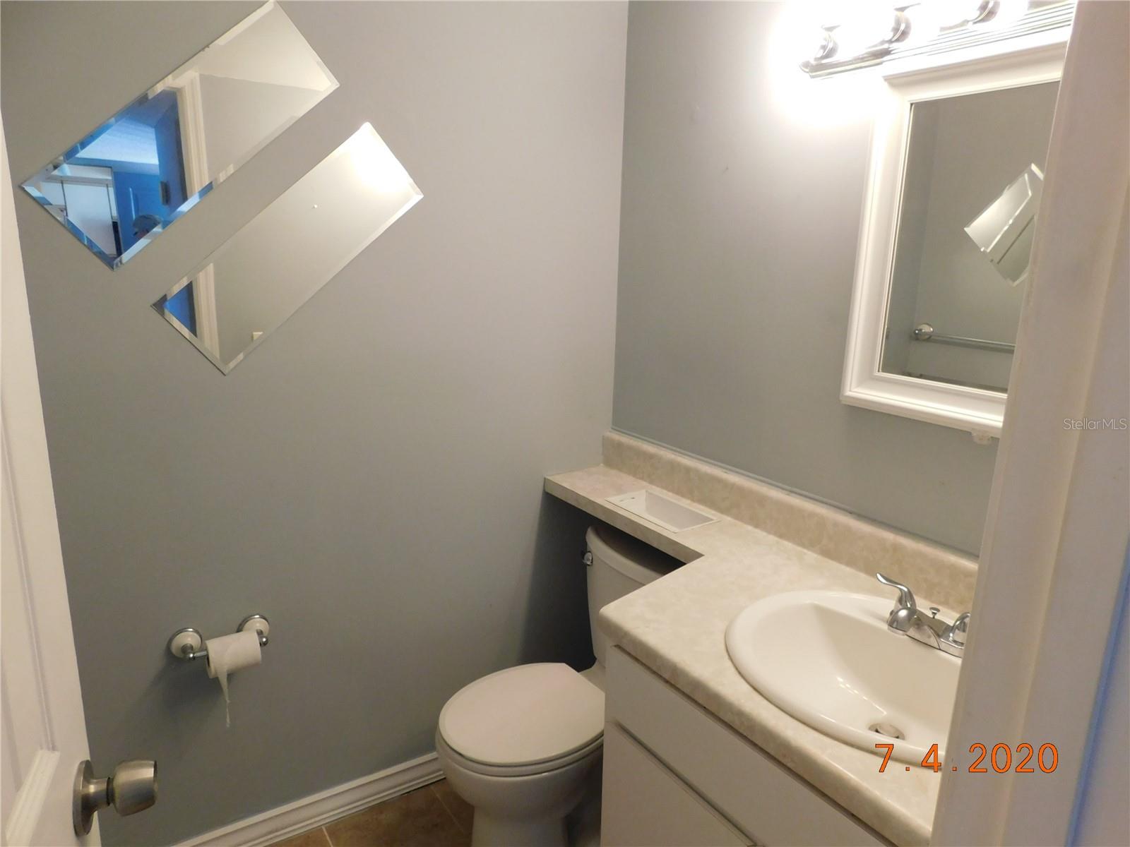 Image 7 of 9 For 6314 Newtown Circle 14b3