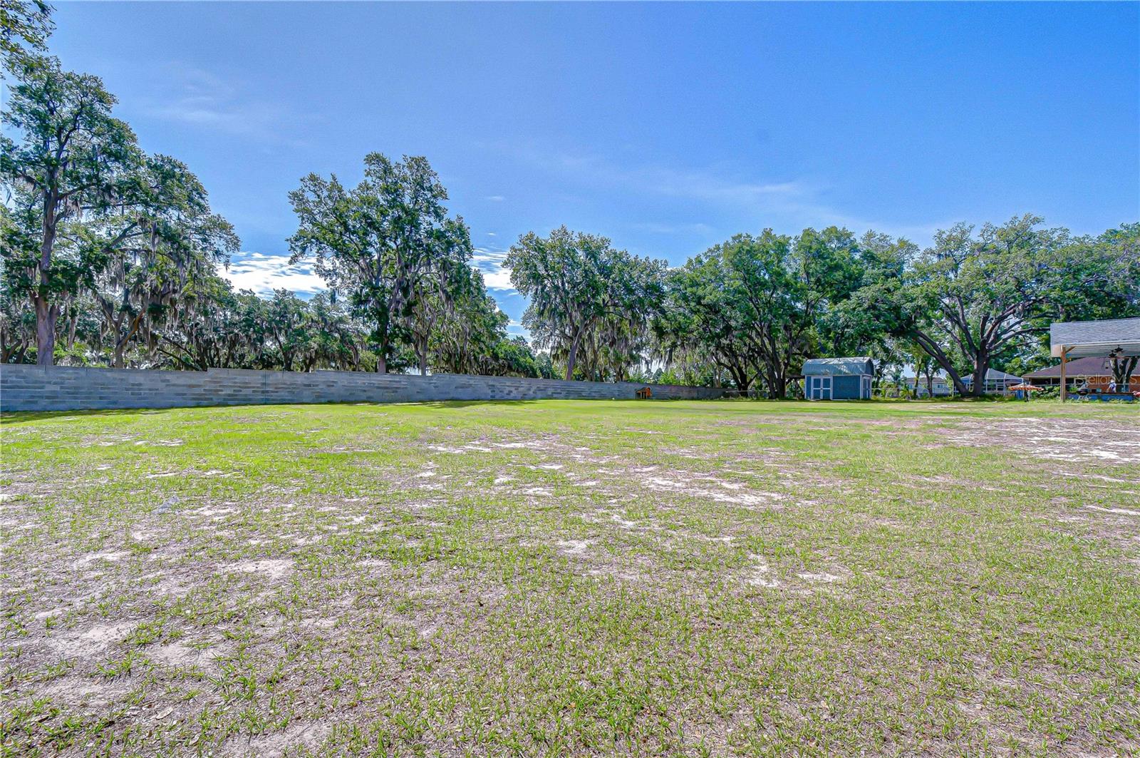 Image 3 of 32 For 1419 Seffner Valrico Road
