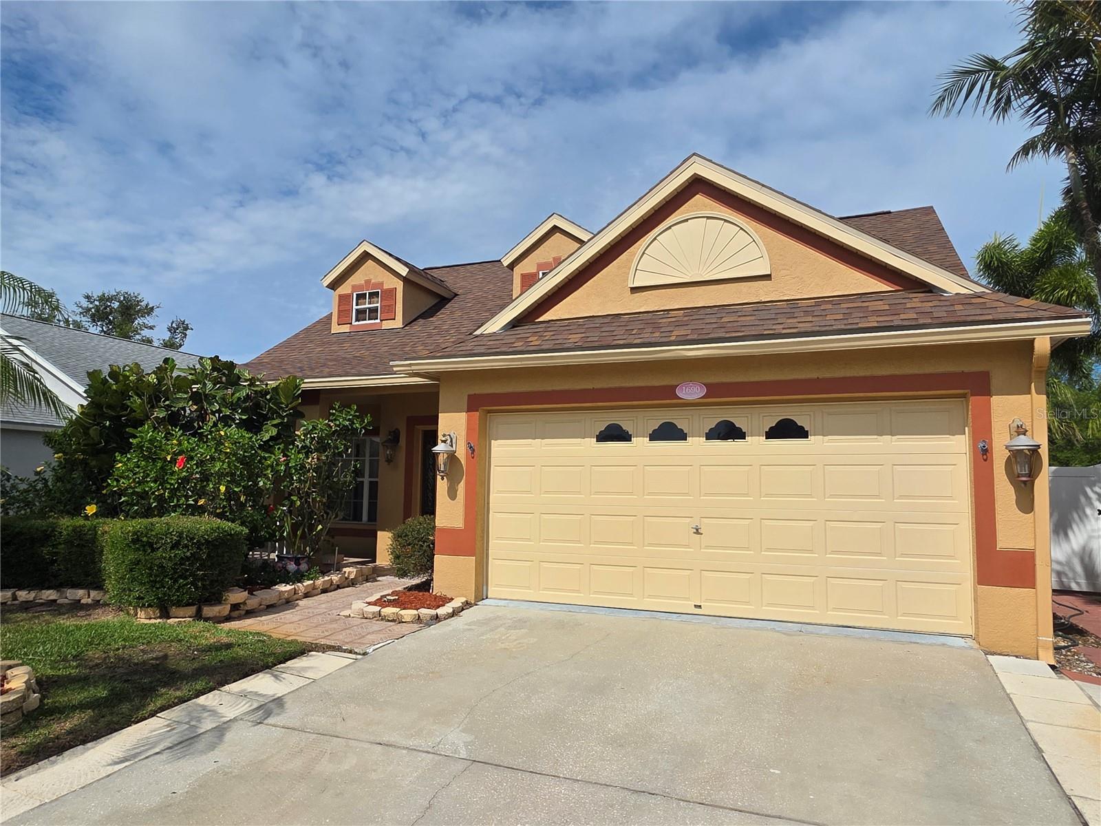 Details for 1690 Meadow Oak Lane, TARPON SPRINGS, FL 34689