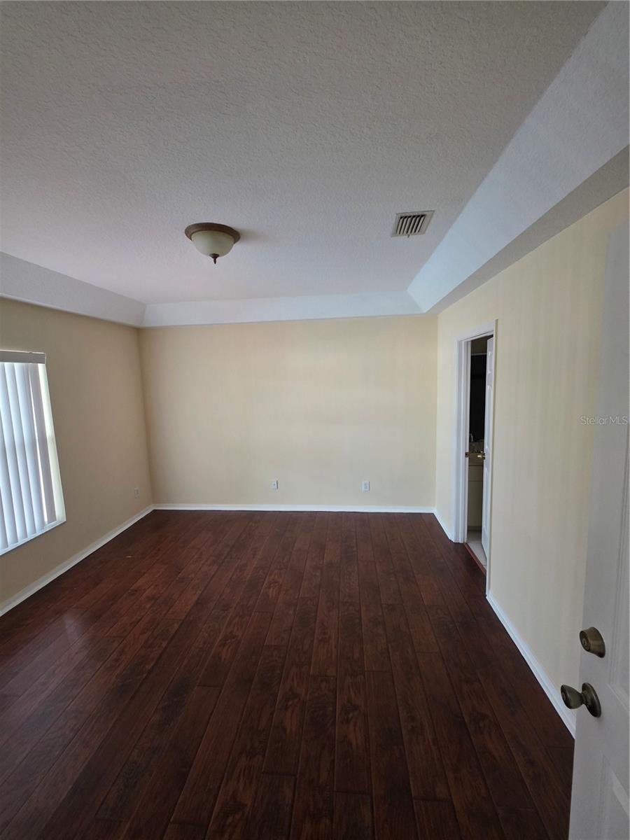 Image 10 of 26 For 1690 Meadow Oak Lane
