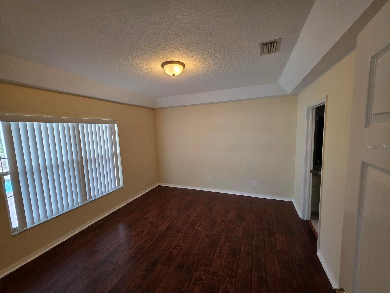 Image 11 of 26 For 1690 Meadow Oak Lane