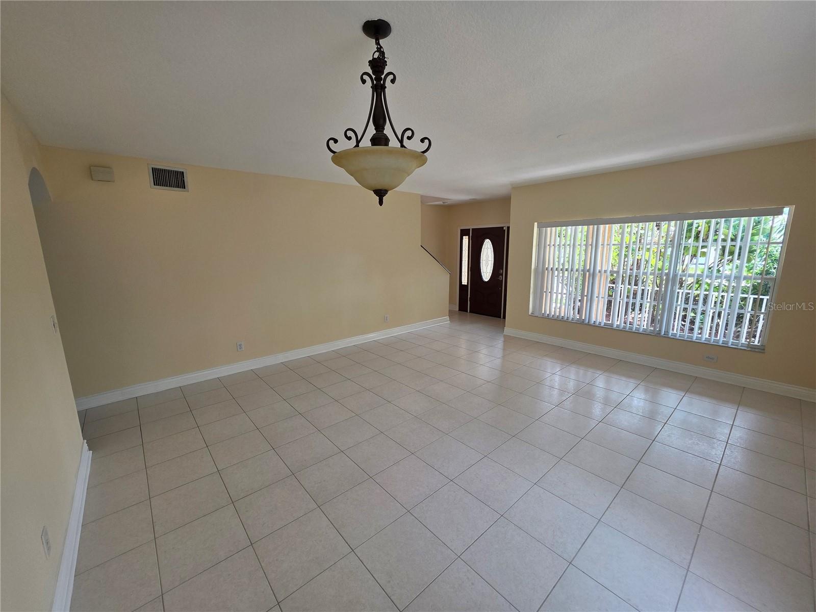 Image 8 of 26 For 1690 Meadow Oak Lane