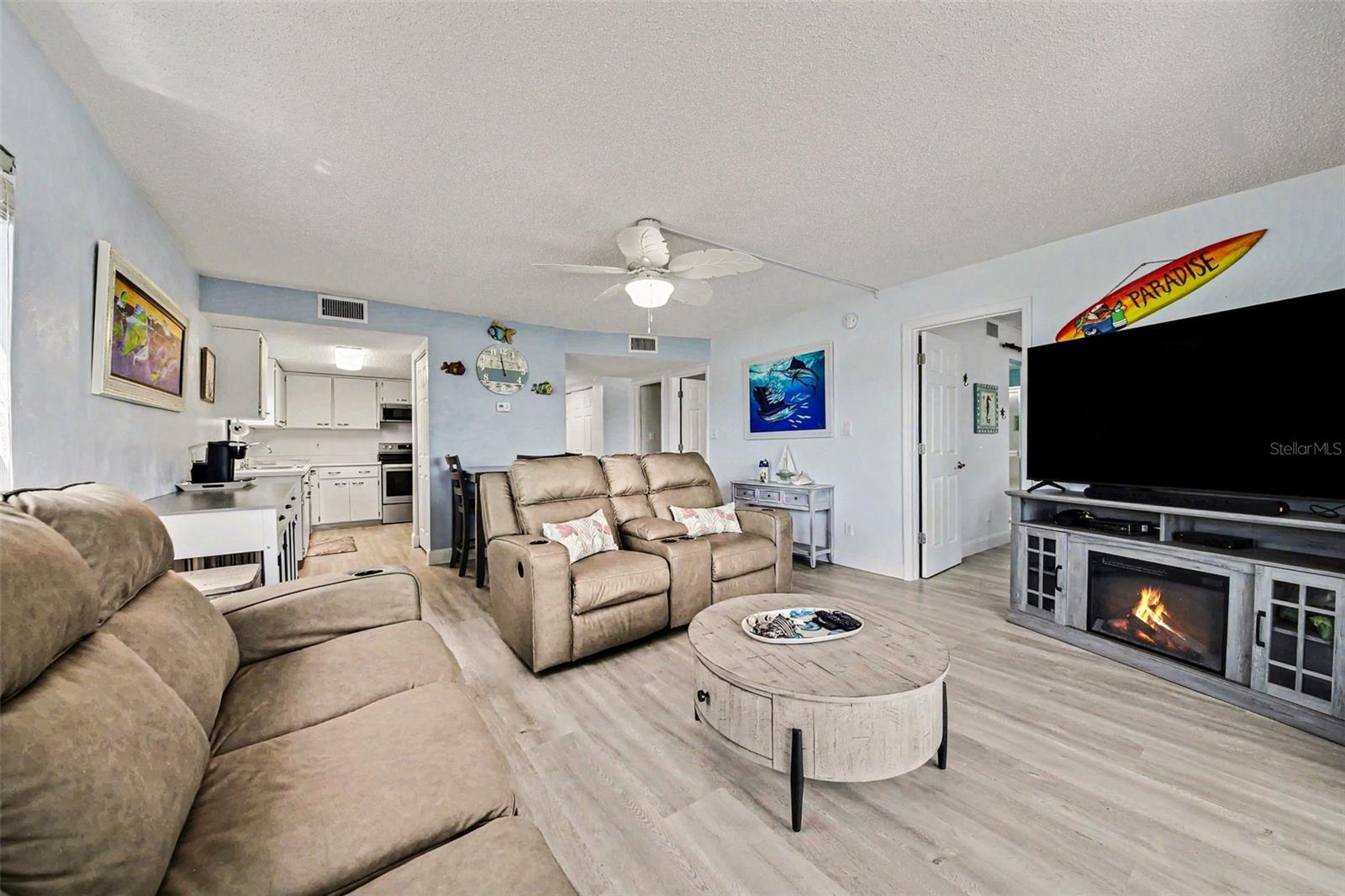 Image 10 of 30 For 3100 Ocean Shore Boulevard 101