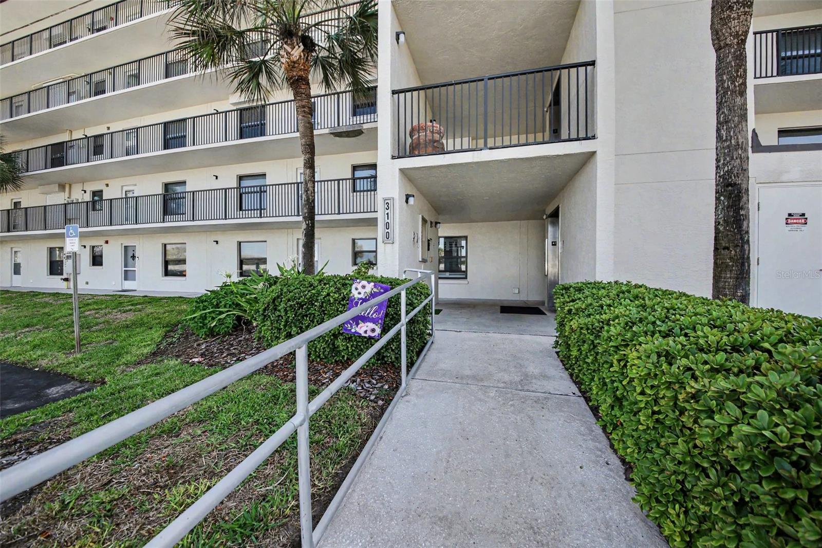 Image 4 of 30 For 3100 Ocean Shore Boulevard 101