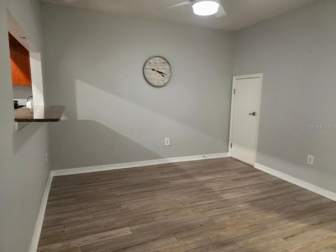 Image 8 of 17 For 37613 Aaralyn Road