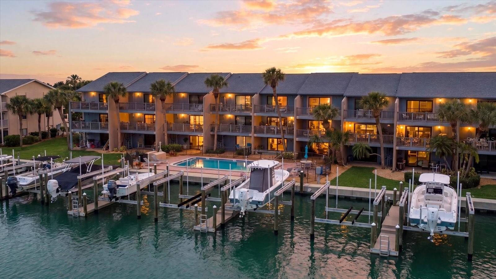 Details for 11835 3rd Street E, TREASURE ISLAND, FL 33706