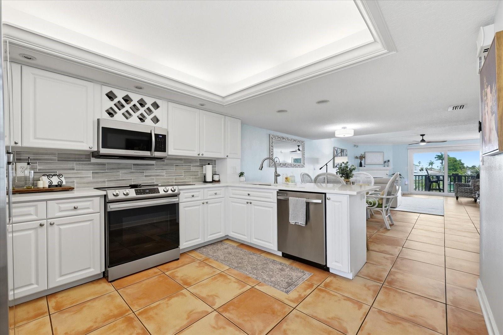 Image 15 of 51 For 11835 3rd Street E