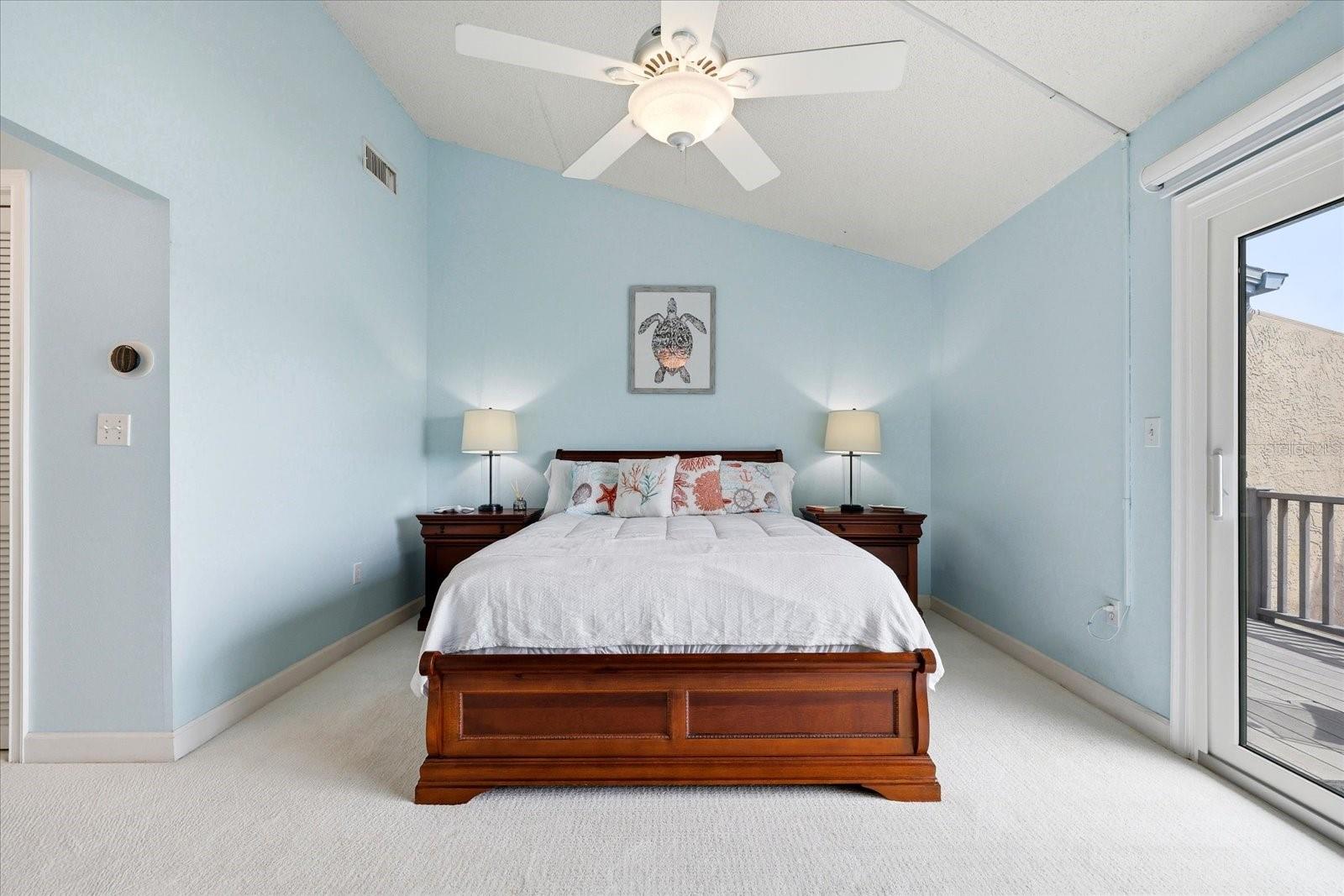 Image 19 of 51 For 11835 3rd Street E
