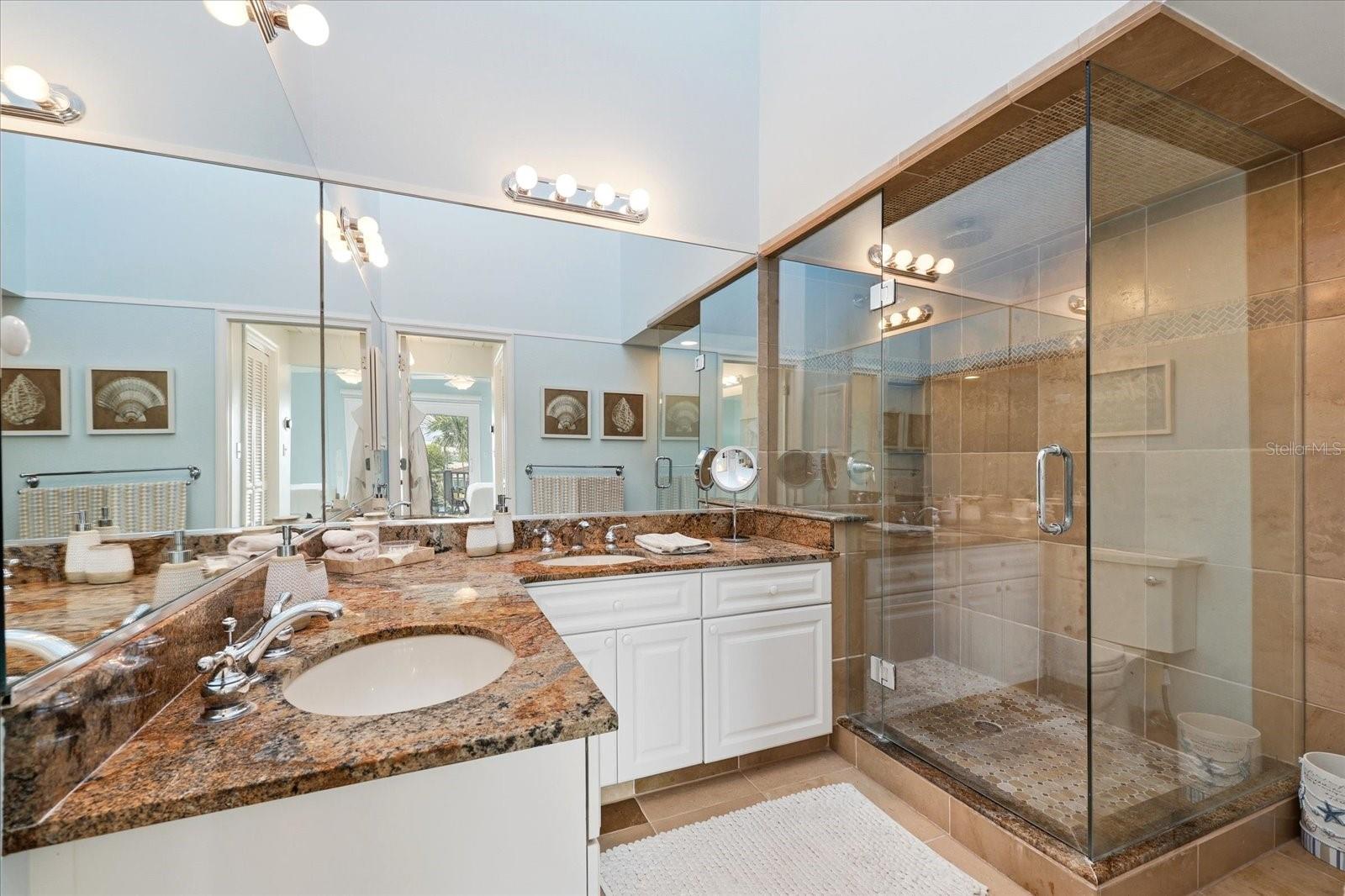 Image 23 of 51 For 11835 3rd Street E