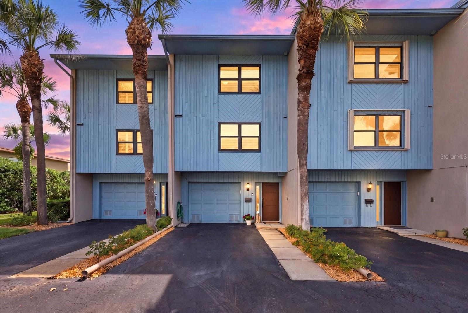 Image 36 of 51 For 11835 3rd Street E