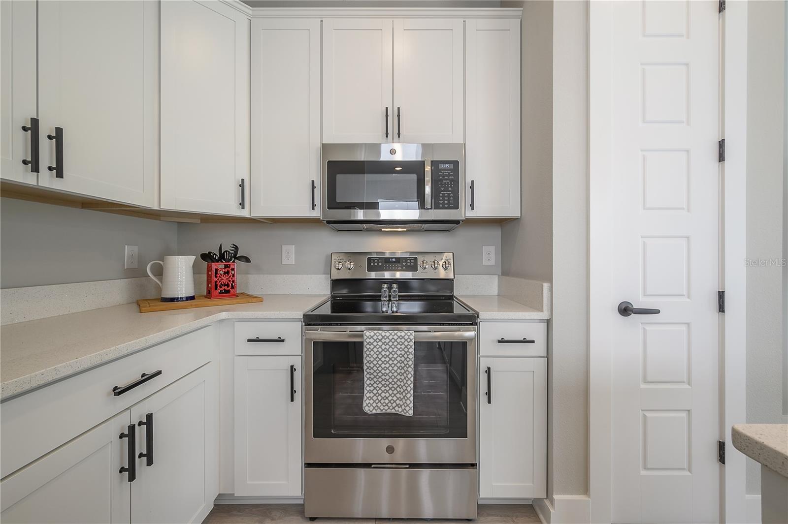 Image 11 of 51 For 4402 Gray Street 1