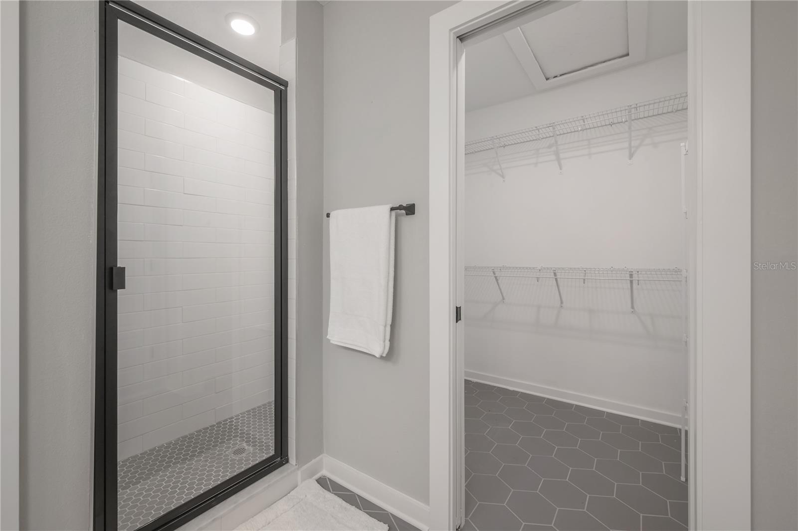 Image 47 of 51 For 4402 Gray Street 1