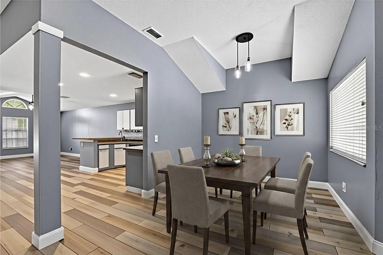 Image 9 of 41 For 305 Sand Ridge Drive