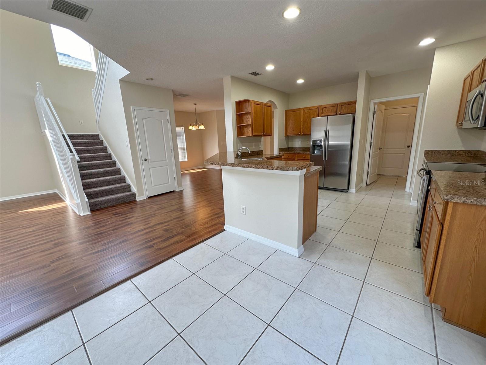Image 5 of 61 For 12554 White Bluff Road