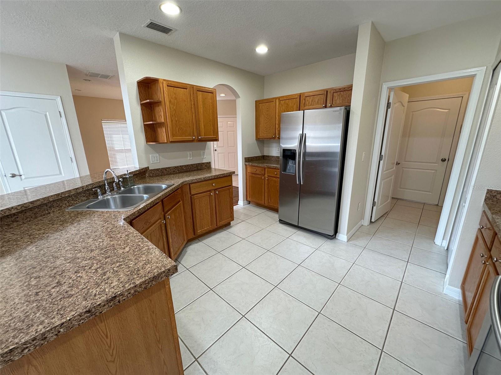 Image 6 of 61 For 12554 White Bluff Road