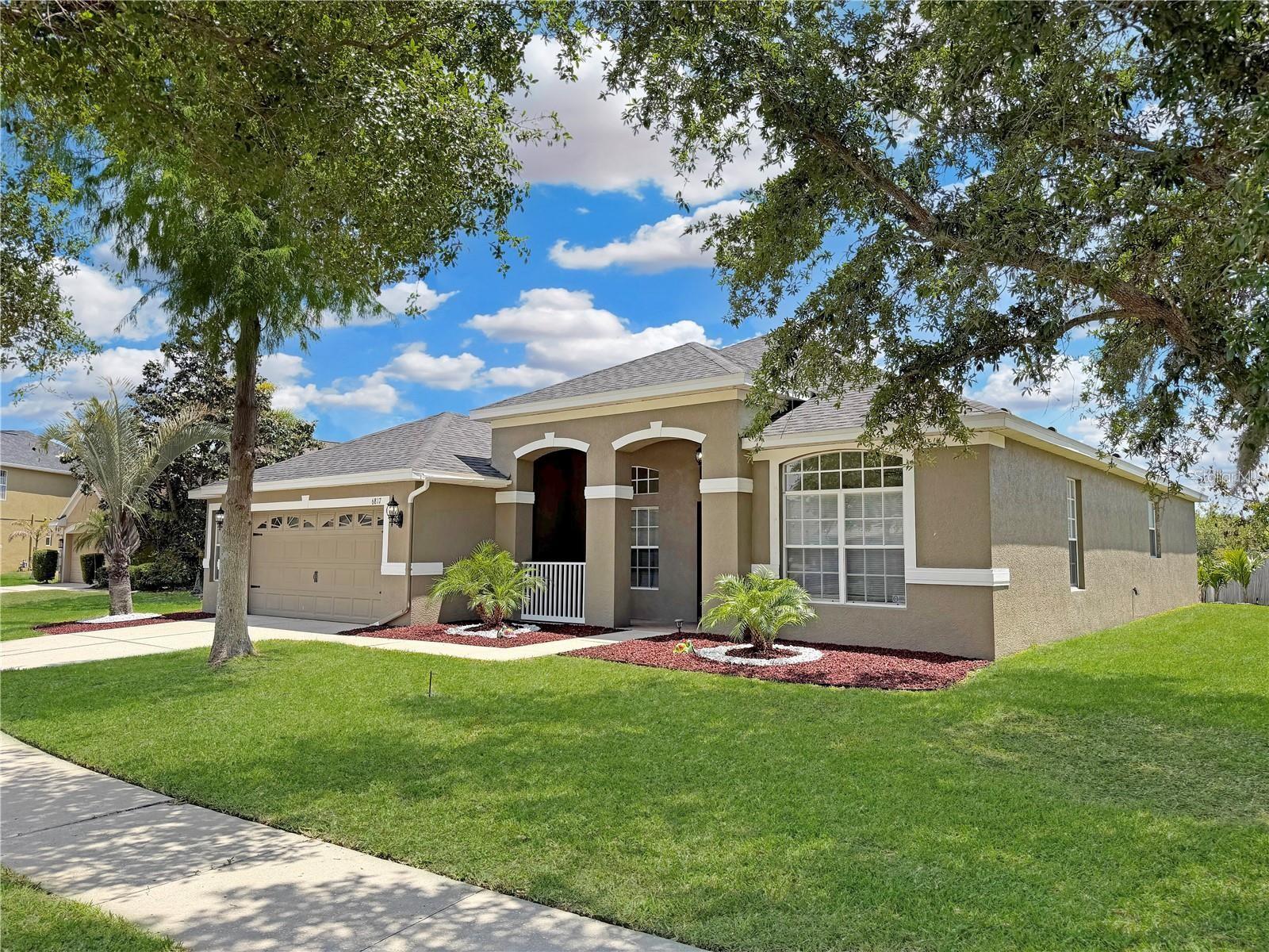 Image 2 of 16 For 6817 Cromwell Garden Dr