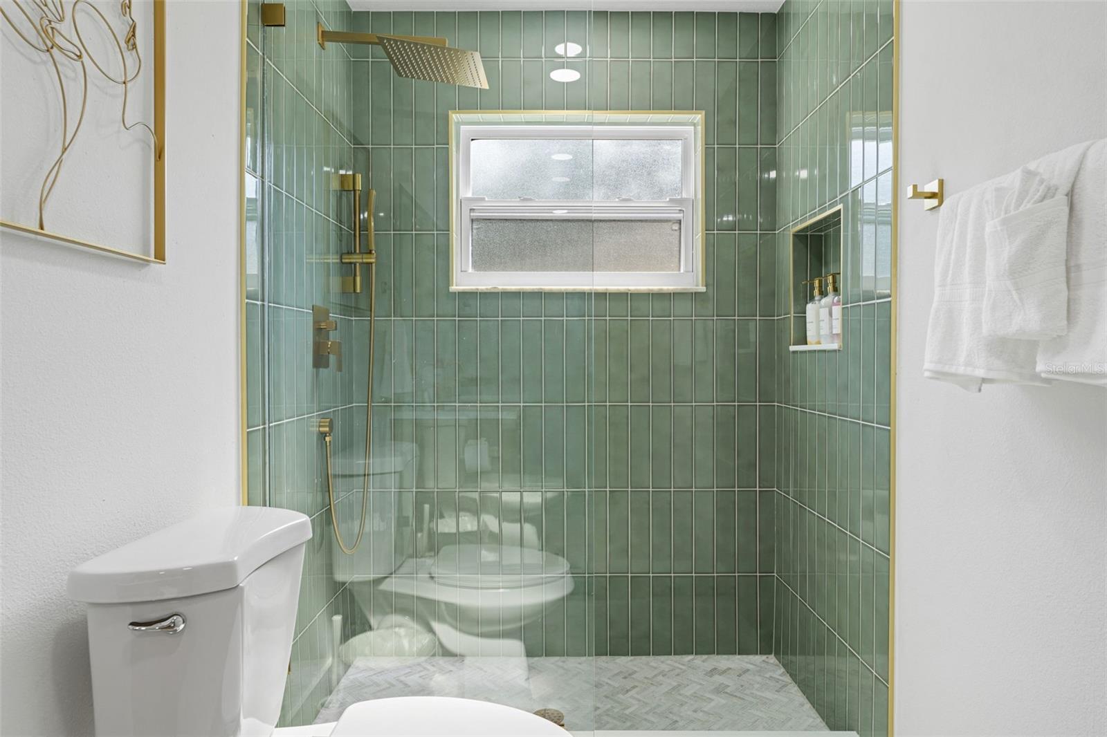 Image 18 of 45 For 3298 Orchard Drive