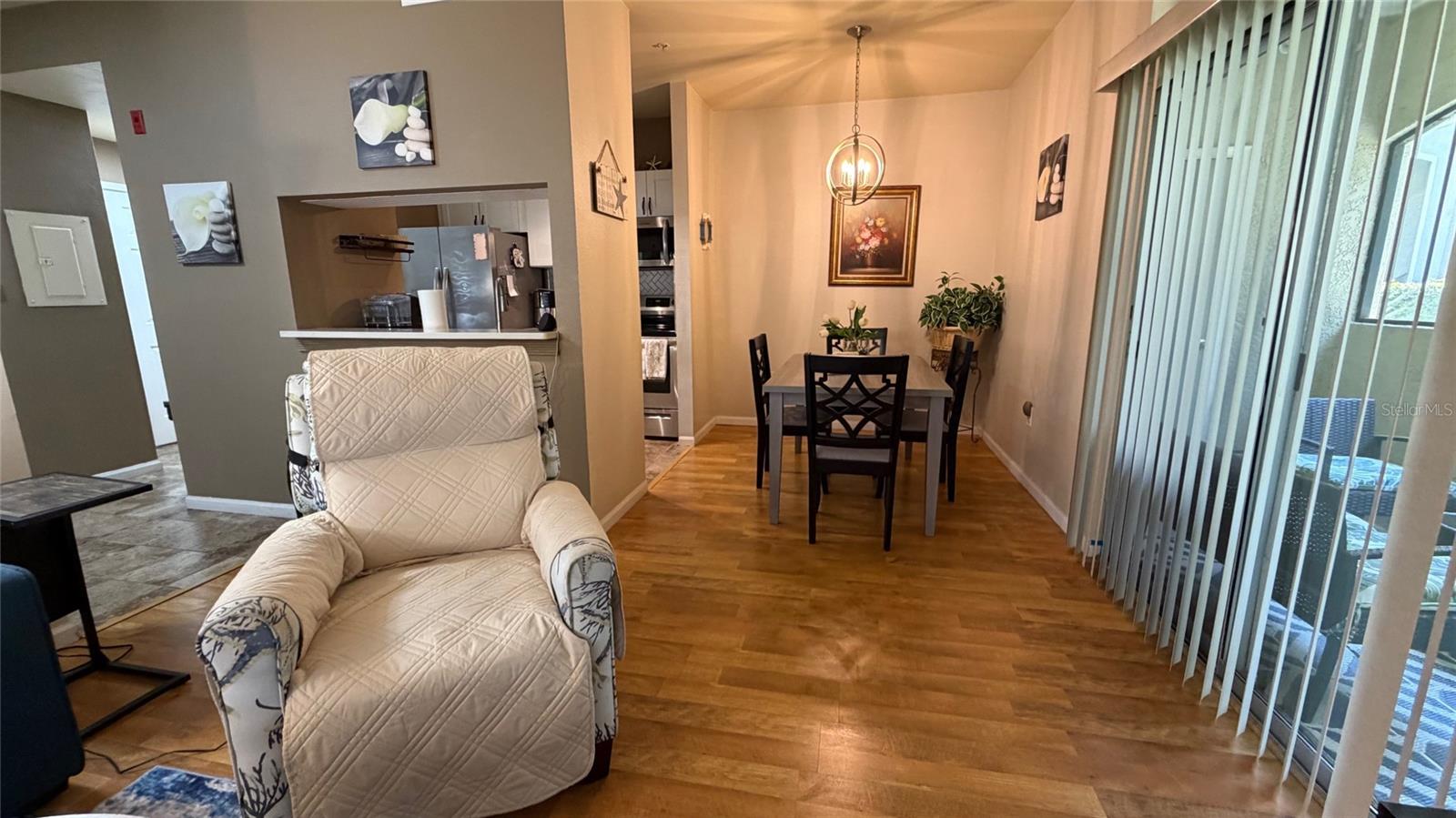Image 9 of 64 For 1226 Missouri Avenue 1019
