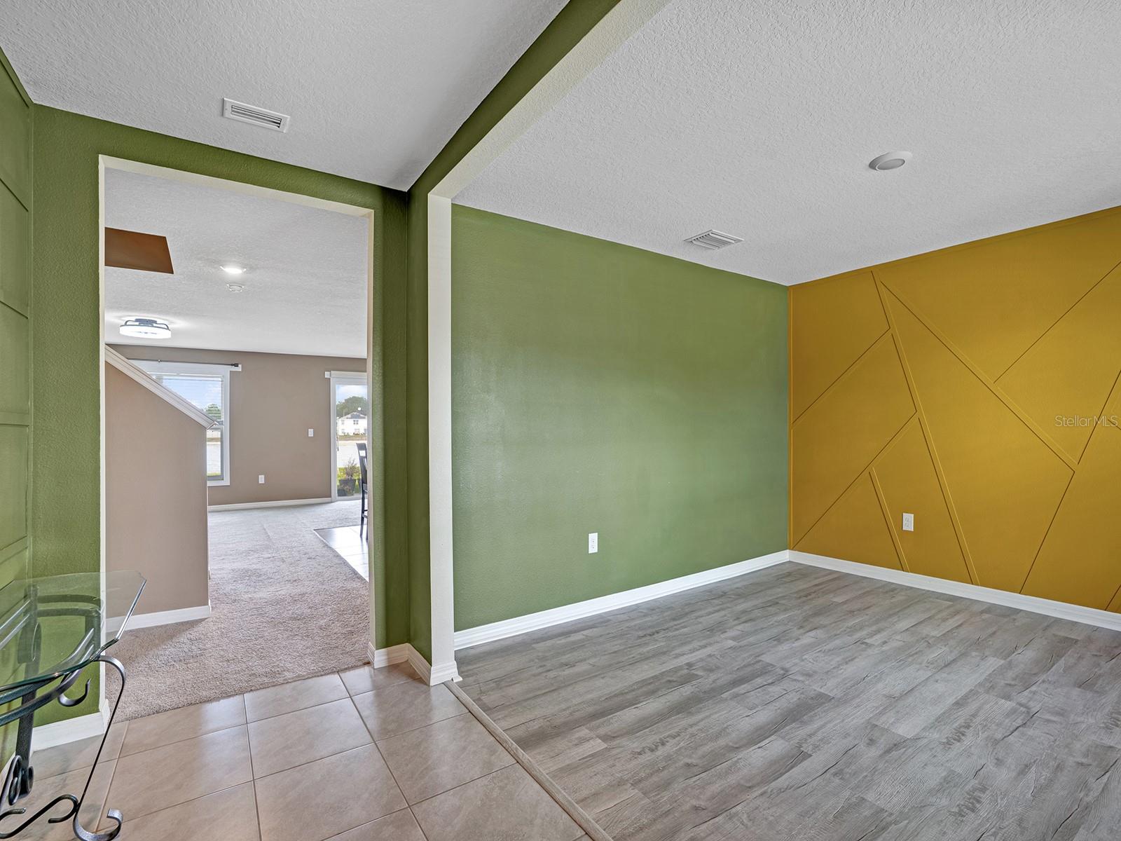Image 5 of 30 For 7850 Sail Clover Lane
